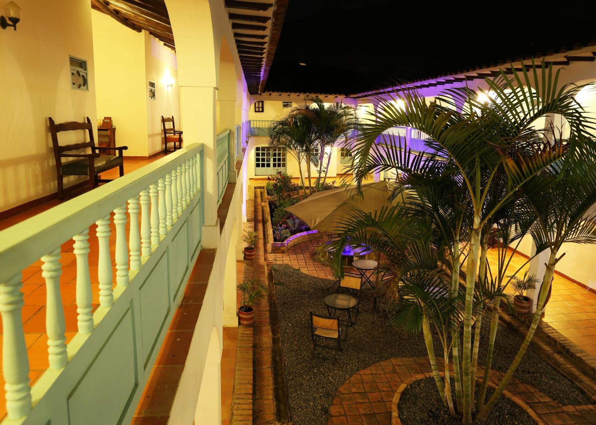 Hotel Aqua Vitae Вілья-де-Лейва Екстер'єр фото