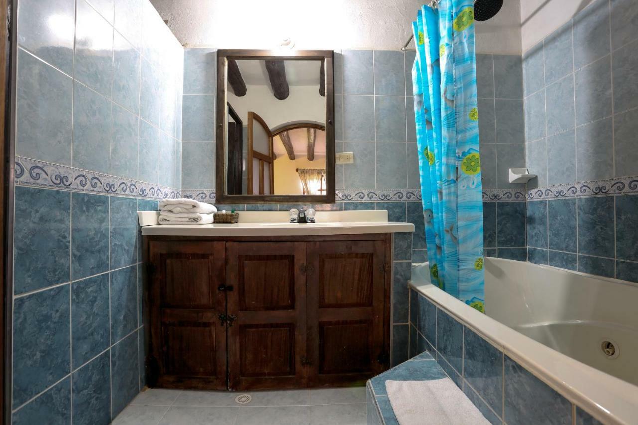 Hotel Aqua Vitae Вілья-де-Лейва Екстер'єр фото